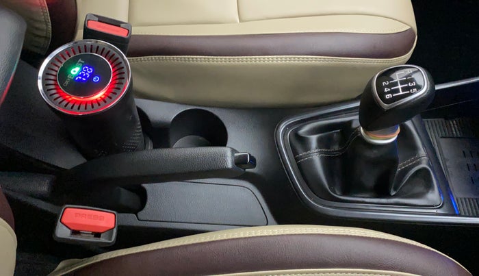 2021 Hyundai NEW I20 ASTA (O) 1.5 CRDI MT, Diesel, Manual, 40,974 km, Gear Lever