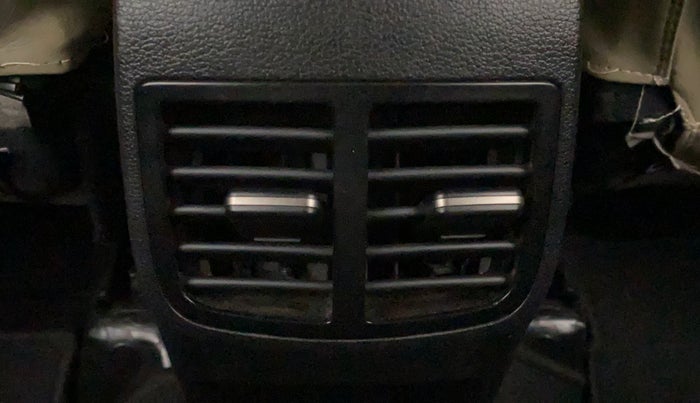 2021 Hyundai NEW I20 ASTA (O) 1.5 CRDI MT, Diesel, Manual, 40,974 km, Rear AC Vents