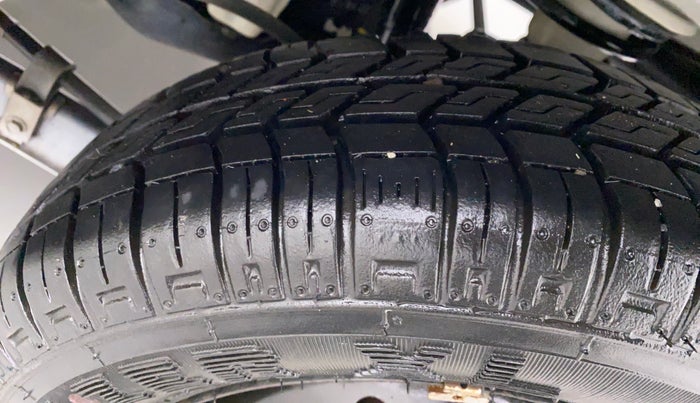 2016 Maruti Alto 800 VXI, Petrol, Manual, 2,831 km, Left Rear Tyre Tread