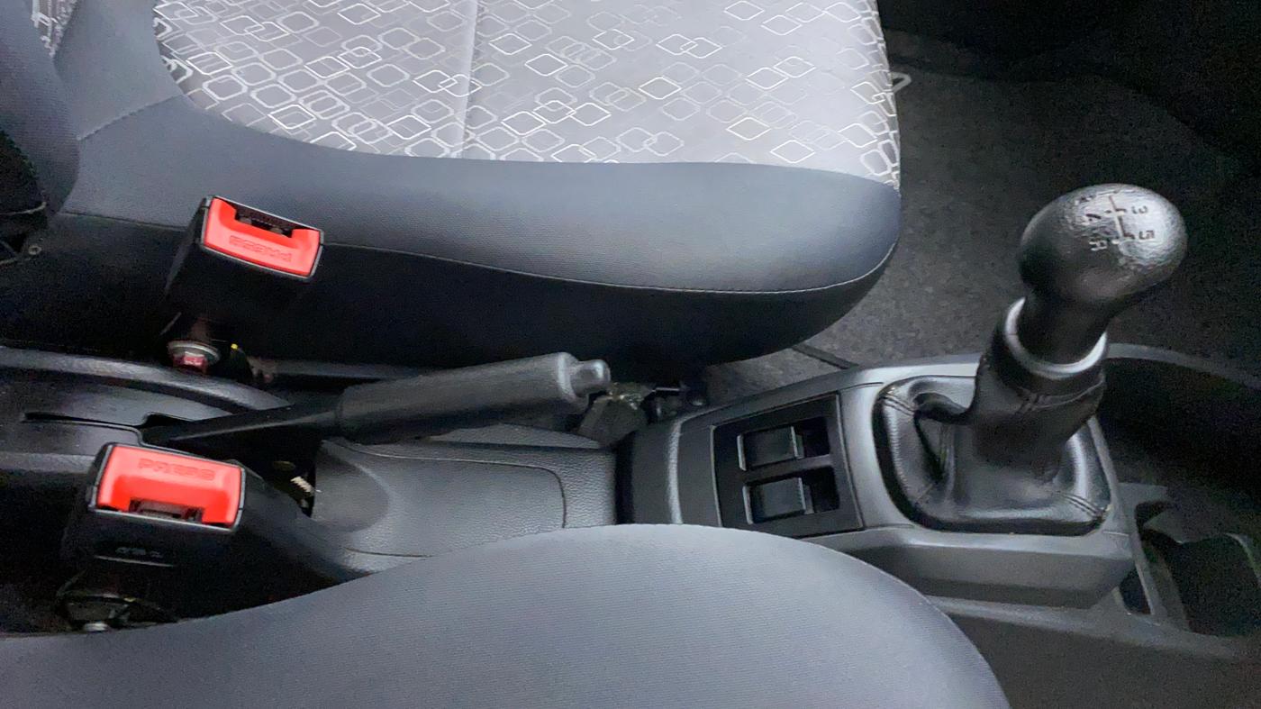 2016 Maruti Alto 800 VXI, Petrol, Manual, 2,831 km, Gear Lever
