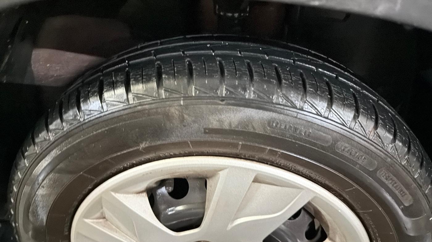 2019 Renault Kwid RXL, Petrol, Manual, 22,909 km, Right Front Tyre Tread