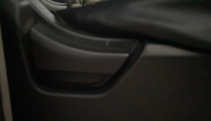 2021 Mahindra Scorpio S5, Diesel, Manual, 89,956 km, Driver Side Adjustment Panel