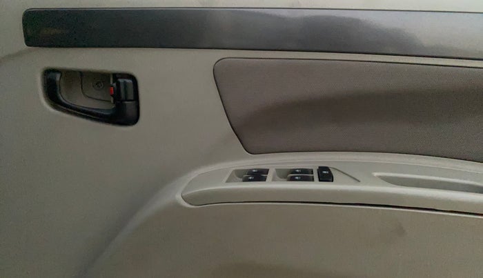 2021 Mahindra Scorpio S5, Diesel, Manual, 89,956 km, Driver Side Door Panels Control