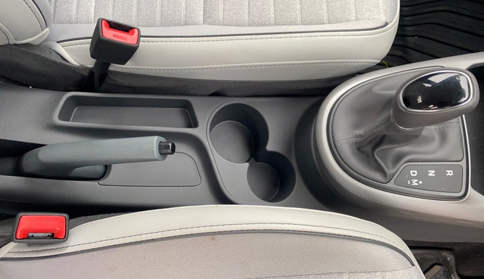 2024 Hyundai GRAND I10 NIOS SPORTZ AMT 1.2 KAPPA VTVT, Petrol, Automatic, 1,822 km, Gear Lever