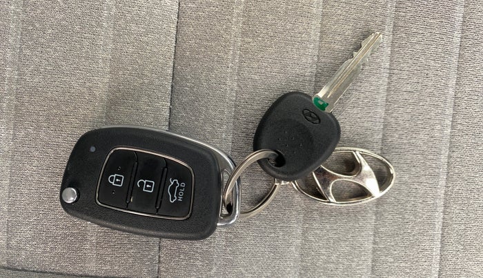 2024 Hyundai GRAND I10 NIOS SPORTZ AMT 1.2 KAPPA VTVT, Petrol, Automatic, 1,822 km, Key Close Up