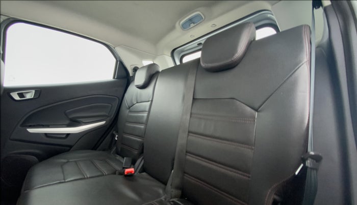2017 Ford Ecosport 1.5 TDCI TITANIUM PLUS, Diesel, Manual, 45,723 km, Right Side Rear Door Cabin