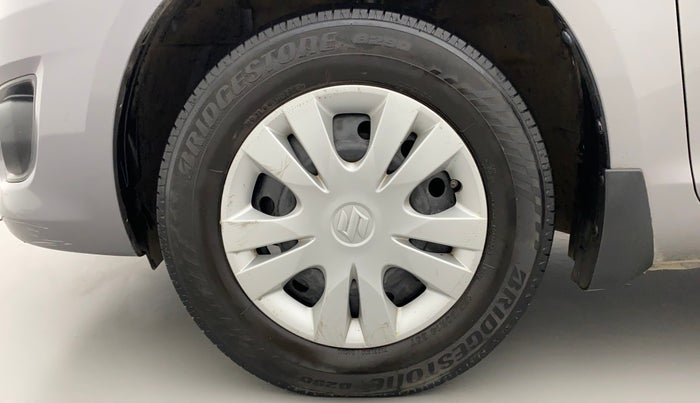 2014 Maruti Swift Dzire VDI, Diesel, Manual, 1,00,668 km, Left Front Wheel