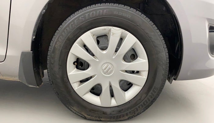 2014 Maruti Swift Dzire VDI, Diesel, Manual, 1,00,668 km, Right Front Wheel