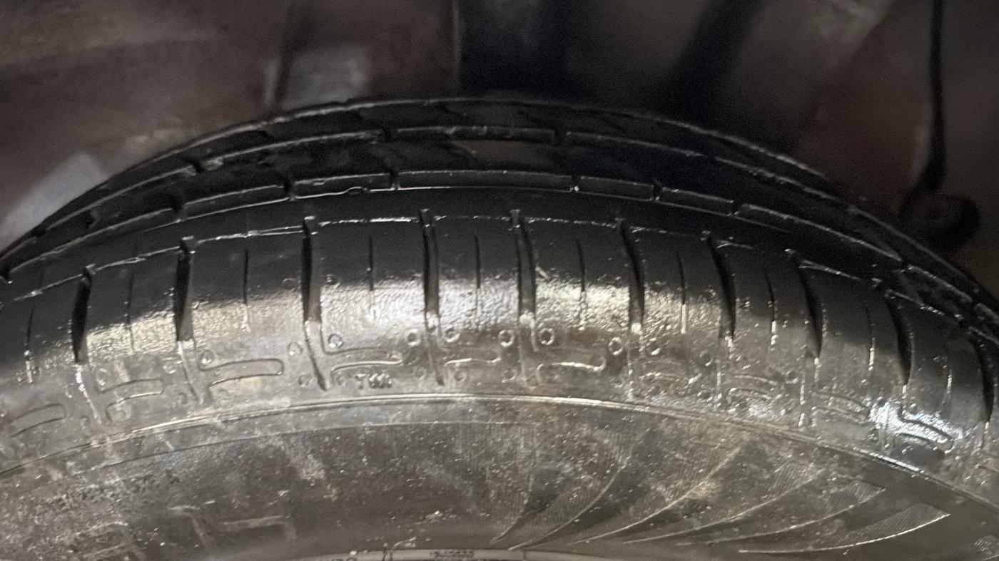 2020 Hyundai AURA S 1.2 CNG, CNG, Manual, 66,943 km, Left Rear Tyre Tread