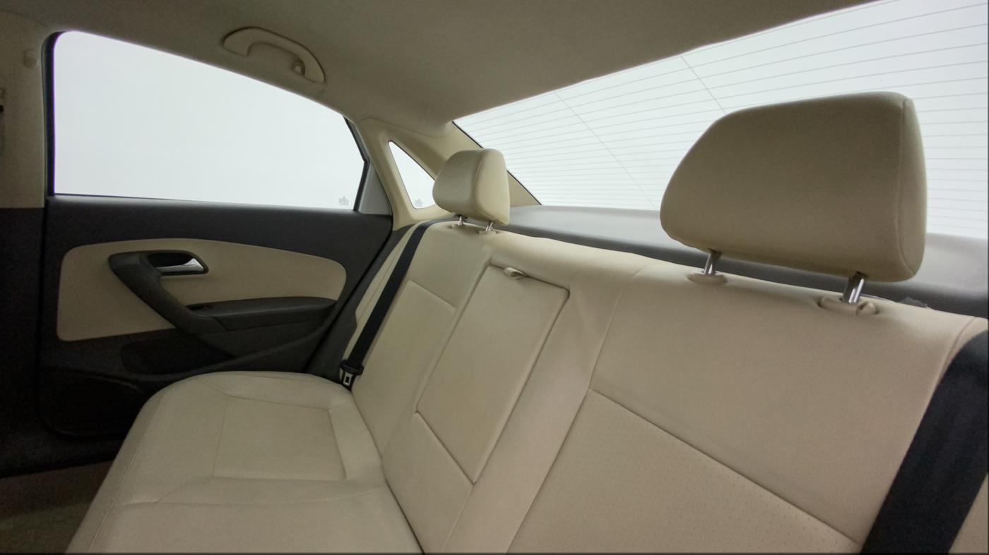 2012 Volkswagen Vento HIGHLINE PETROL AT, Petrol, Automatic, 67,139 km, Right Side Rear Door Cabin