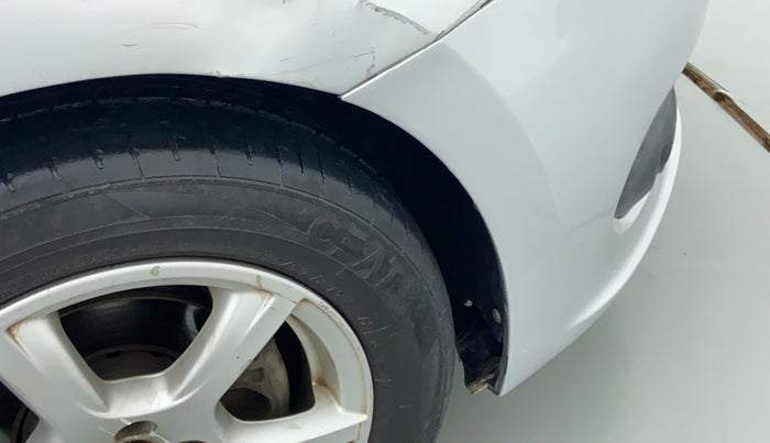 2012 Volkswagen Vento HIGHLINE PETROL AT, Petrol, Automatic, 67,139 km, Right fender - Lining loose