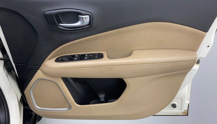 2017 Jeep Compass 2.0 LONGITUDE (O), Diesel, Manual, 63,836 km, Driver Side Door Panels Control