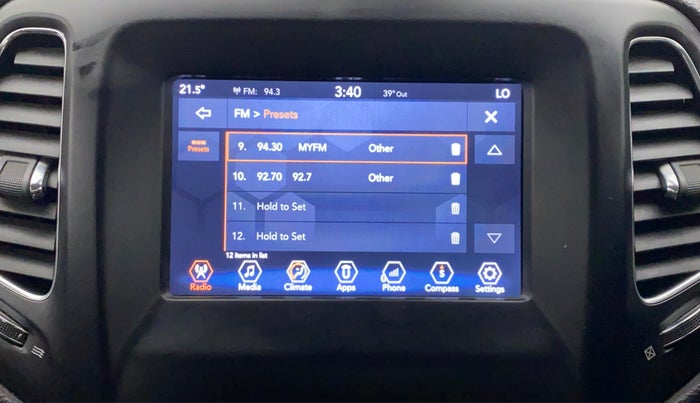 2017 Jeep Compass 2.0 LONGITUDE (O), Diesel, Manual, 63,836 km, Infotainment System