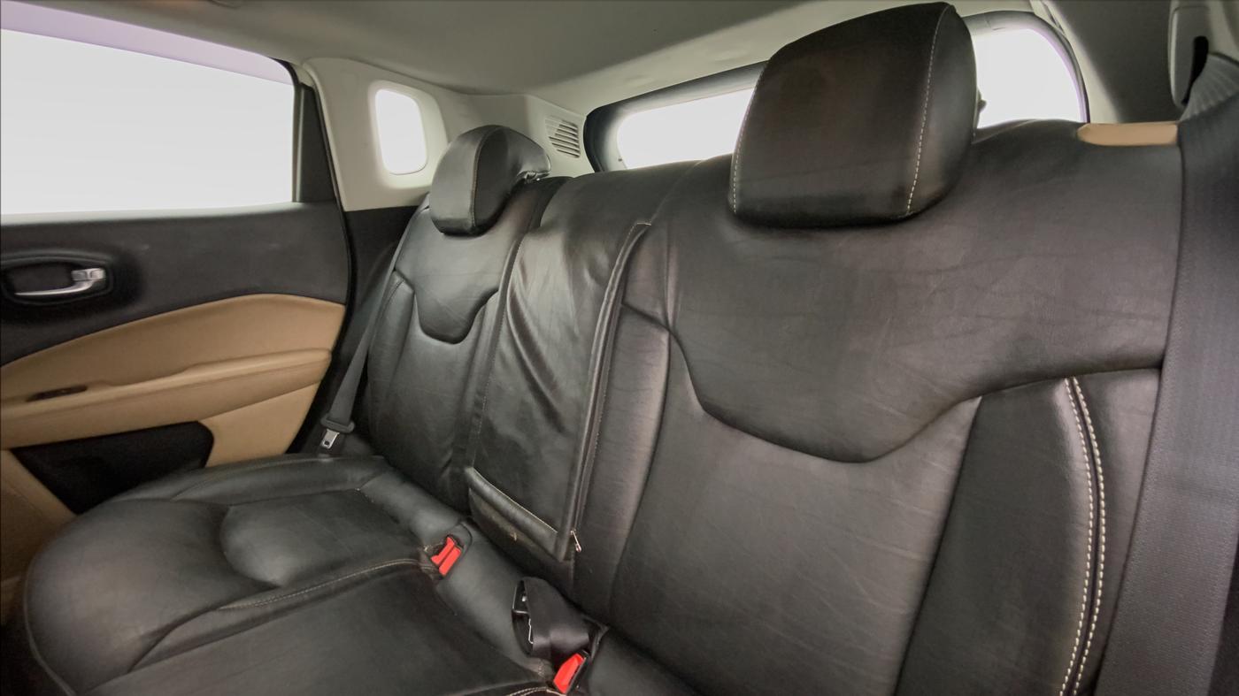 2017 Jeep Compass 2.0 LONGITUDE (O), Diesel, Manual, 63,836 km, Right Side Rear Door Cabin