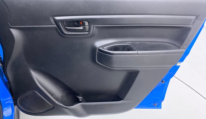 2020 Maruti S PRESSO VXI (O) AMT, Petrol, Automatic, 9,270 km, Driver Side Door Panels Control
