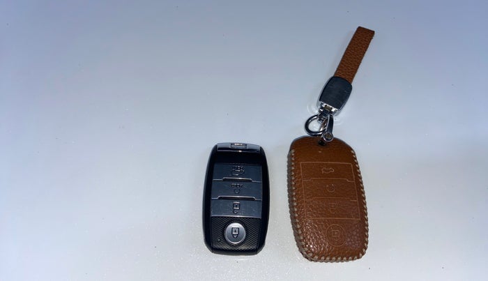 2023 KIA SELTOS HTK PLUS 1.5 IMT, Petrol, Manual, 28,939 km, Key Close Up