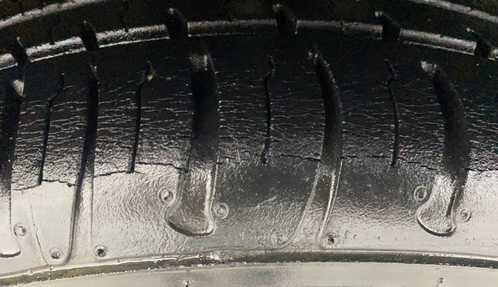 2018 Tata TIAGO NRG PETROL, Petrol, Manual, 20,317 km, Right Rear Tyre Tread