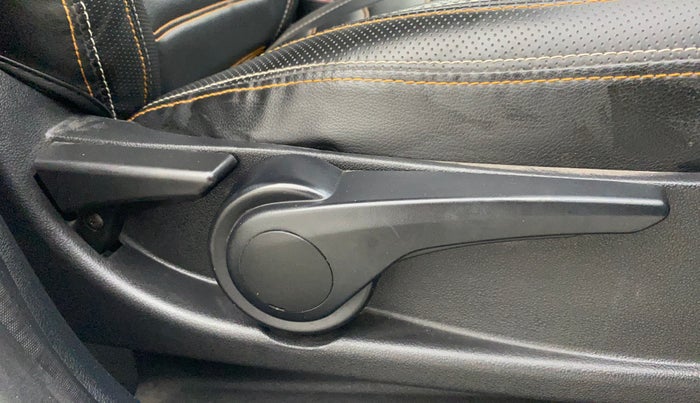 2018 Tata TIAGO NRG PETROL, Petrol, Manual, 20,317 km, Driver Side Adjustment Panel