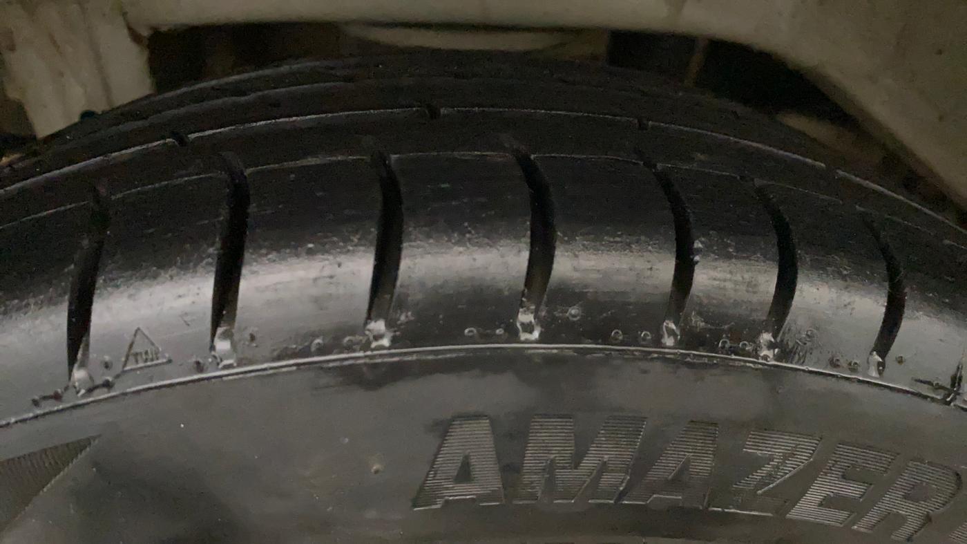 2017 Maruti Alto K10 VXI, CNG, Manual, 1,11,649 km, Right Rear Tyre Tread