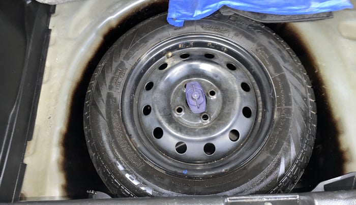 2021 Maruti Swift VXI, Petrol, Manual, 24,780 km, Spare Tyre