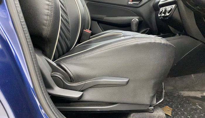 2021 Maruti Swift VXI, Petrol, Manual, 24,780 km, Driver Side Adjustment Panel