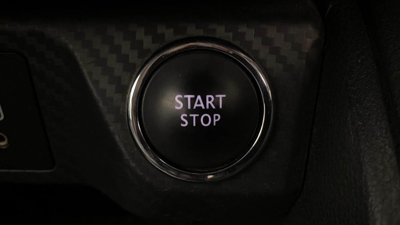 2019 Nissan Kicks XV PREMIUM O DUAL TONE DIESEL, Diesel, Manual, 1,23,891 km, Keyless Start/ Stop Button