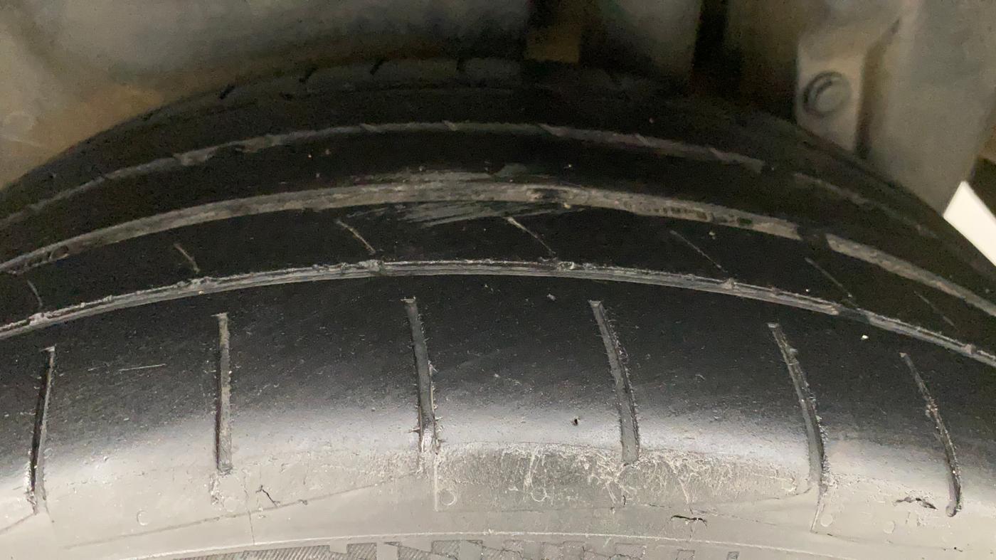 2013 Maruti Swift Dzire VXI, Petrol, Manual, 65,881 km, Left Rear Tyre Tread