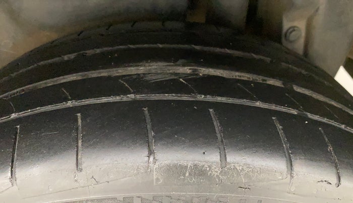 2013 Maruti Swift Dzire VXI, Petrol, Manual, 65,881 km, Left Rear Tyre Tread