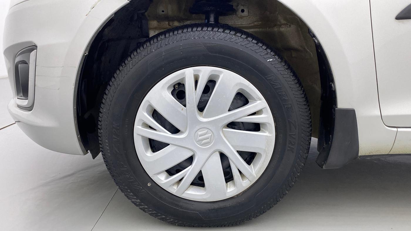 2017 Maruti Swift VXI, Petrol, Manual, 36,836 km, Left Front Wheel