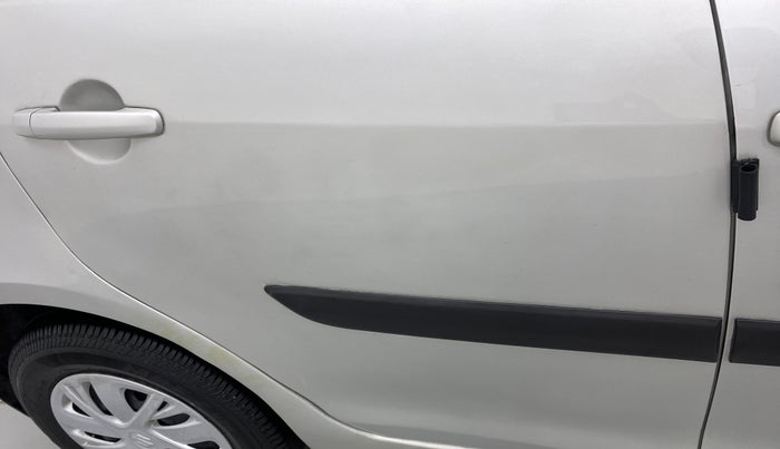 2017 Maruti Swift VXI, Petrol, Manual, 36,836 km, Right rear door - Slightly rusted
