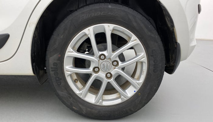 2019 Maruti Swift ZXI, CNG, Manual, 41,125 km, Left Rear Wheel