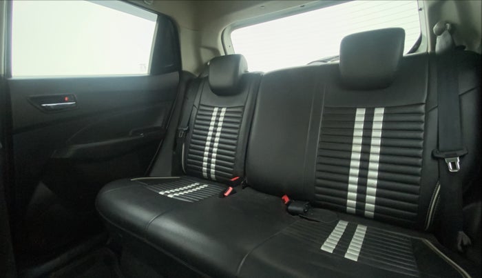 2019 Maruti Swift ZXI, CNG, Manual, 41,125 km, Right Side Rear Door Cabin