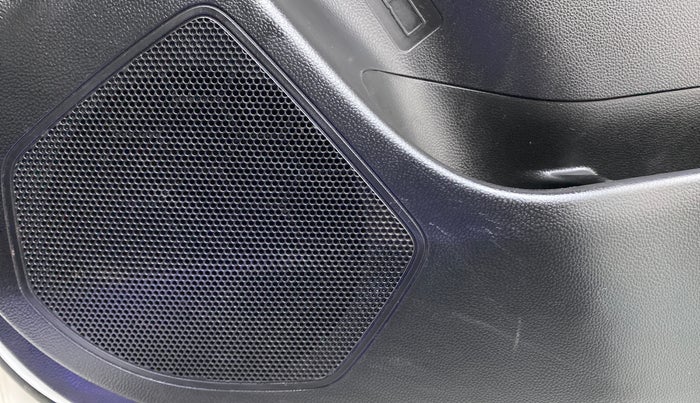 2019 Maruti Swift ZXI, CNG, Manual, 41,125 km, Speaker