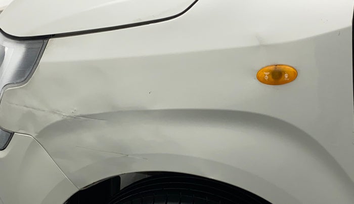 2019 Maruti New Wagon-R LXI CNG 1.0 L, CNG, Manual, 39,788 km, Left fender - Slightly dented