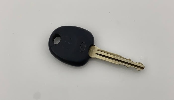 2015 Hyundai Eon ERA +, Petrol, Manual, 1,18,616 km, Key Close Up