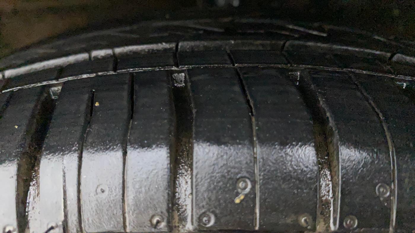 2015 Maruti Celerio VXI AMT, Petrol, Automatic, 51,464 km, Left Front Tyre Tread