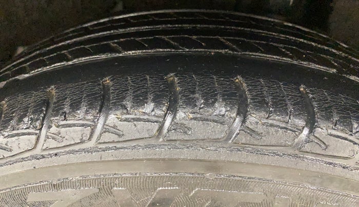 2018 Maruti Baleno DELTA PETROL 1.2, Petrol, Manual, 89,536 km, Left Rear Tyre Tread