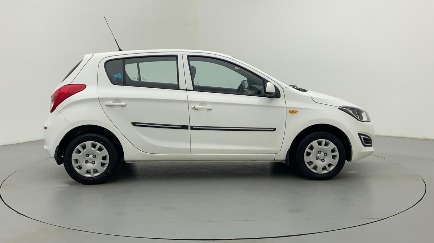 2013 Hyundai i20 ERA 1.4 CRDI, Diesel, Manual, 32,984 km, Right Side