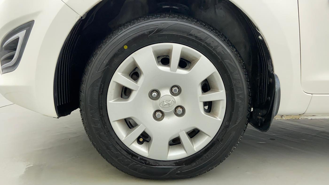 2013 Hyundai i20 ERA 1.4 CRDI, Diesel, Manual, 32,984 km, Left Front Wheel