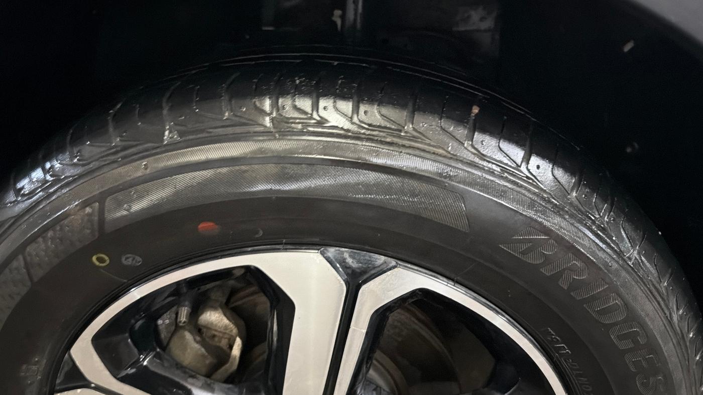 2022 Tata NEXON XZ PLUS PETROL, Petrol, Manual, 38,626 km, Left Front Tyre Tread