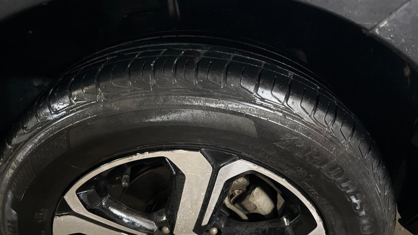 2022 Tata NEXON XZ PLUS PETROL, Petrol, Manual, 38,626 km, Right Front Tyre Tread