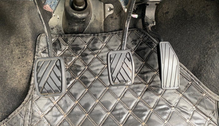 2022 Maruti IGNIS ZETA 1.2, Petrol, Manual, 29,636 km, Pedals