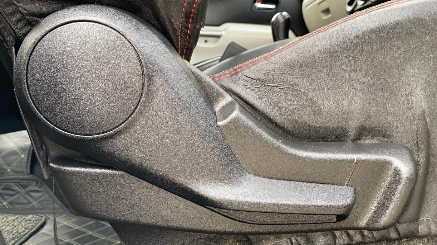 2022 Maruti IGNIS ZETA 1.2, Petrol, Manual, 29,636 km, Driver Side Adjustment Panel