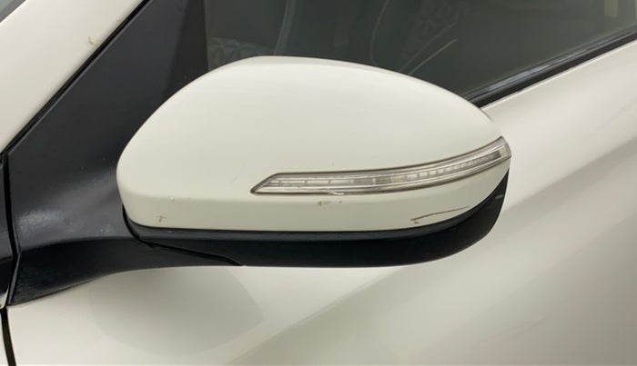 2017 Hyundai Elite i20 SPORTZ 1.2, Petrol, Manual, 68,751 km, Left rear-view mirror - Indicator light has minor damage