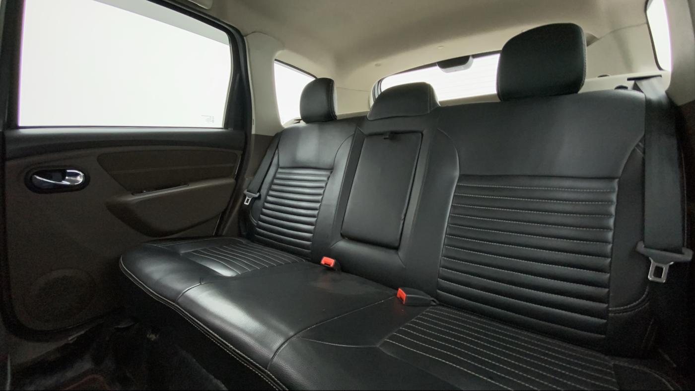 2016 Renault Duster 110 PS RXZ 4X2 AMT DIESEL, Diesel, Automatic, 1,04,450 km, Right Side Rear Door Cabin