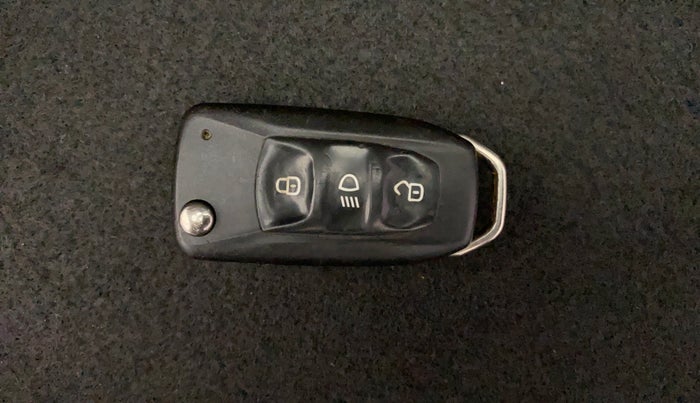 2018 Tata Tiago XZ PETROL, Petrol, Manual, 55,105 km, Key Close Up