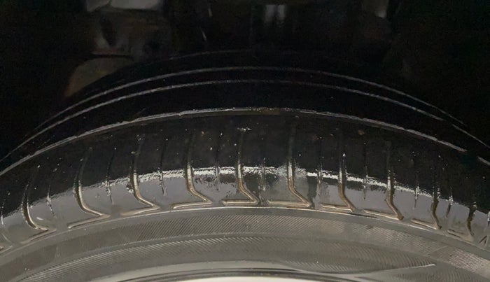 2018 Tata Tiago XZ PETROL, Petrol, Manual, 55,105 km, Left Front Tyre Tread