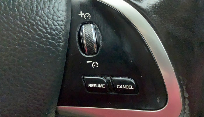 2015 Jaguar XF 2.2 DIESEL LUXURY, Diesel, Automatic, 82,918 km, Cruise control