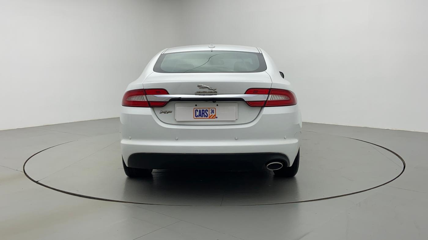 2015 Jaguar XF 2.2 DIESEL LUXURY, Diesel, Automatic, 82,918 km, Back/Rear View