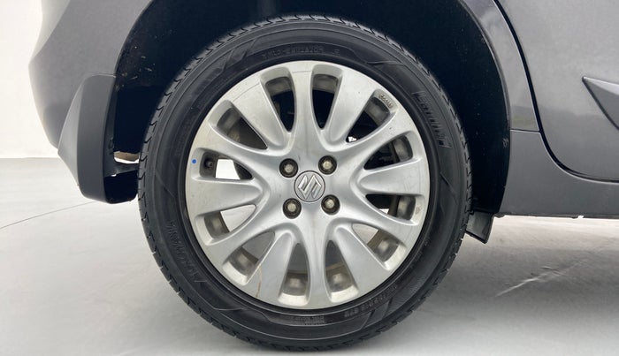 2016 Maruti Baleno ZETA 1.2 K12, Petrol, Manual, 1,03,962 km, Right Rear Wheel